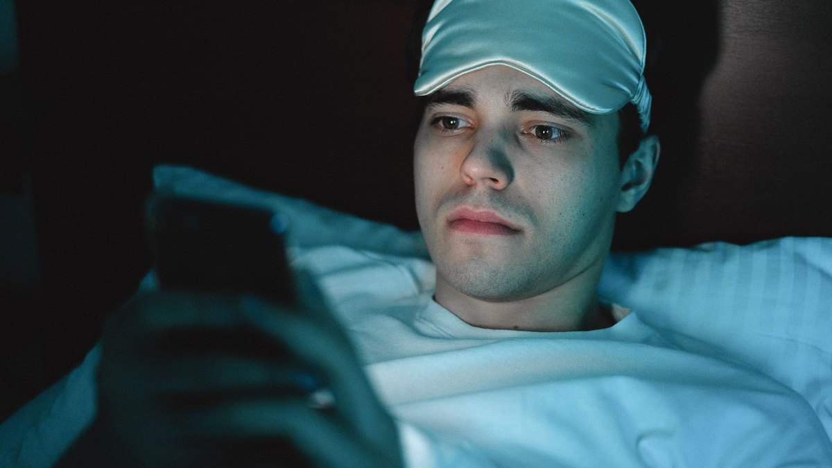 How Alcohol Actually Affects Your Body and Your Sleep