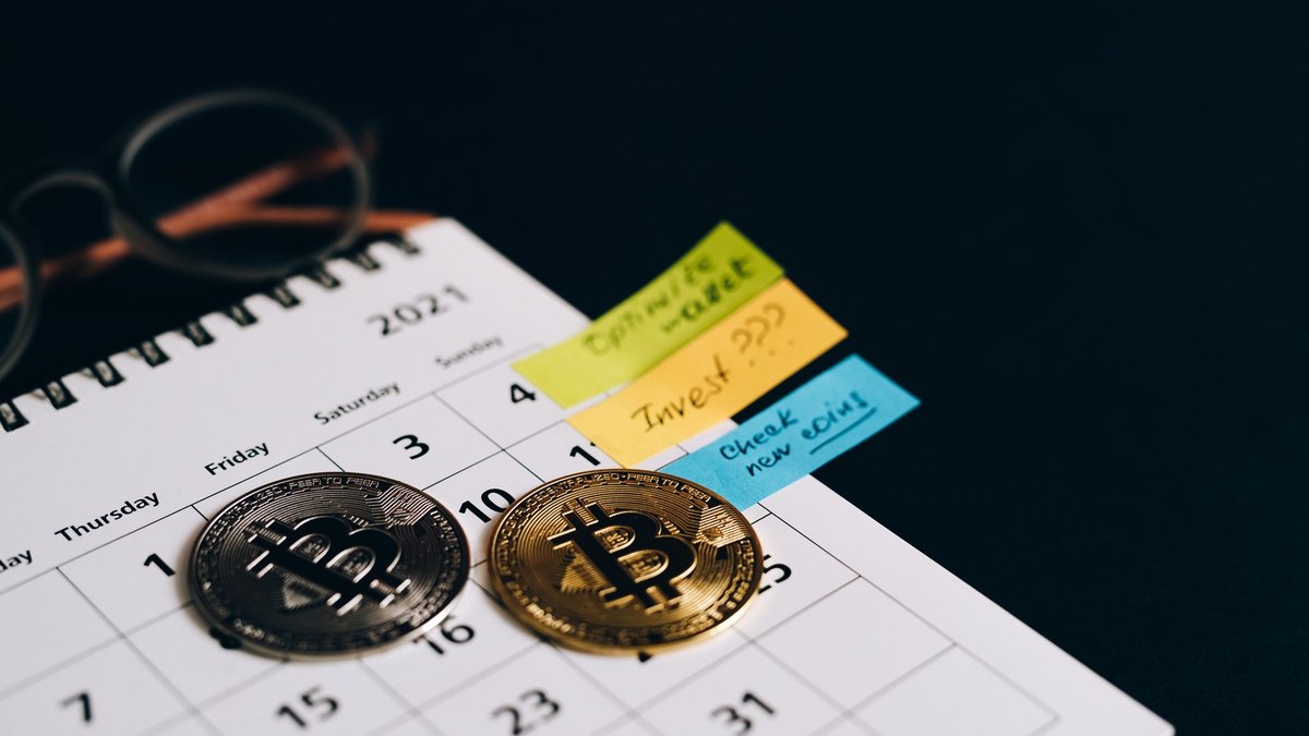 Present Bias: Why We Choose $50 Today Over $100 Next Year