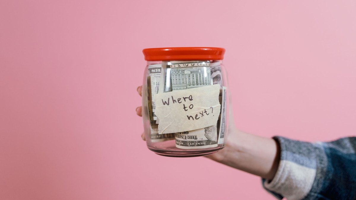 Sinking Funds: How to Save for Big Expenses Without Going Into Debt