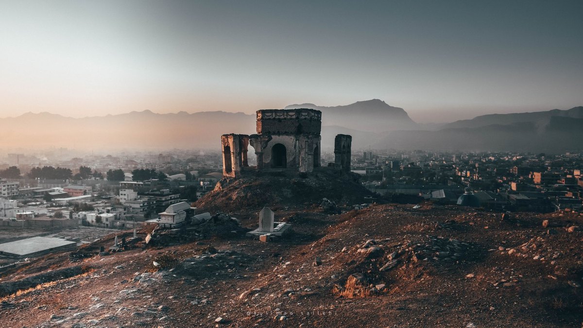 The Bronze Age Collapse: When Whole Civilizations Fell Together