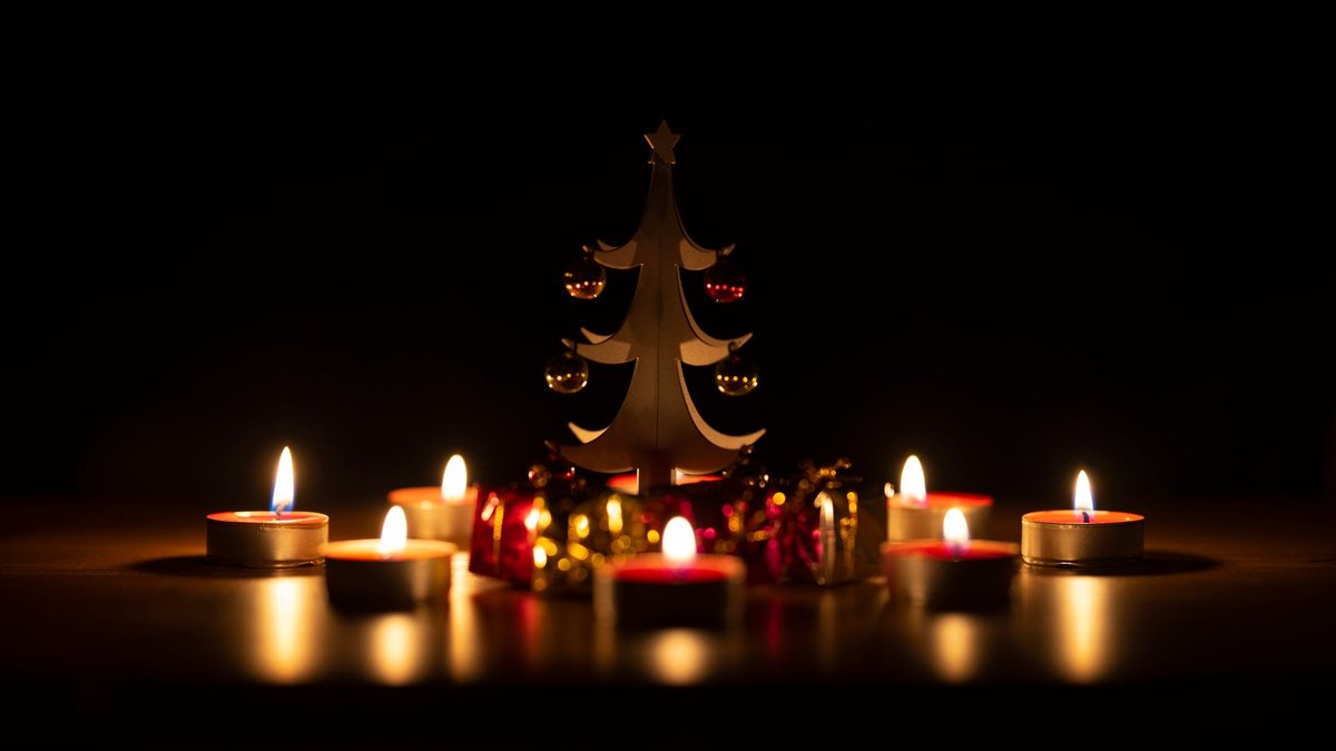 The Christmas Truce of 1914: The Night the Shooting Stopped