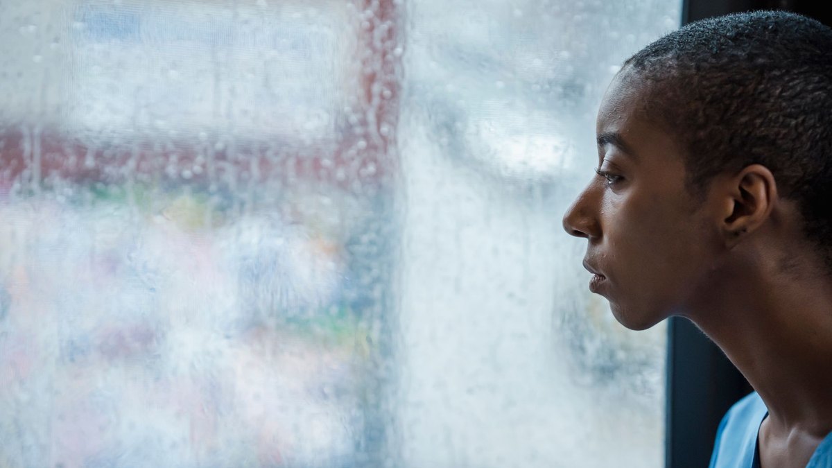 Why One Insult Outweighs Ten Compliments
